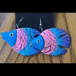 Vintage 80s/90s wooden fish earrings. Painted on both sides.